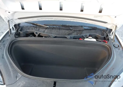 2025 Tesla Model X Plaid z USA, uszkodzony, nr VIN 7SAXCBE64SF461501